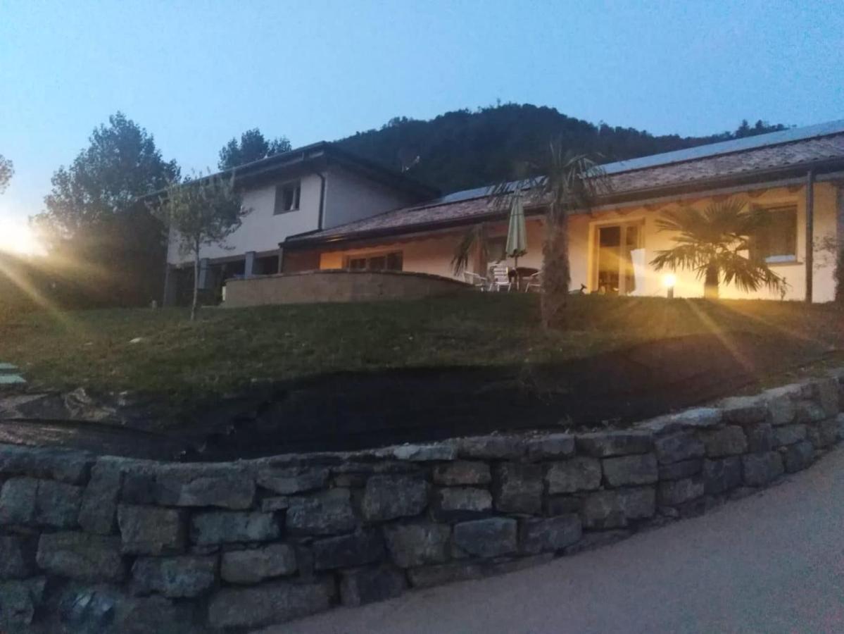 Berzo San Fermo B&B In Fattoria المظهر الخارجي الصورة